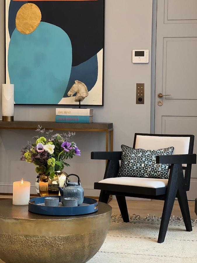 Black Door Paris Ngoại thất bức ảnh