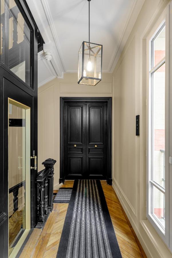 Black Door Paris Ngoại thất bức ảnh